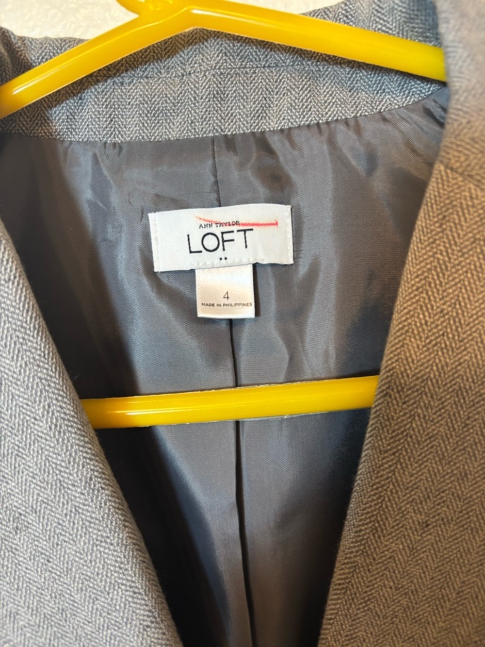 LOFT Gray Tailored One-Button minimalist business Blazer - Picture 3 of 7